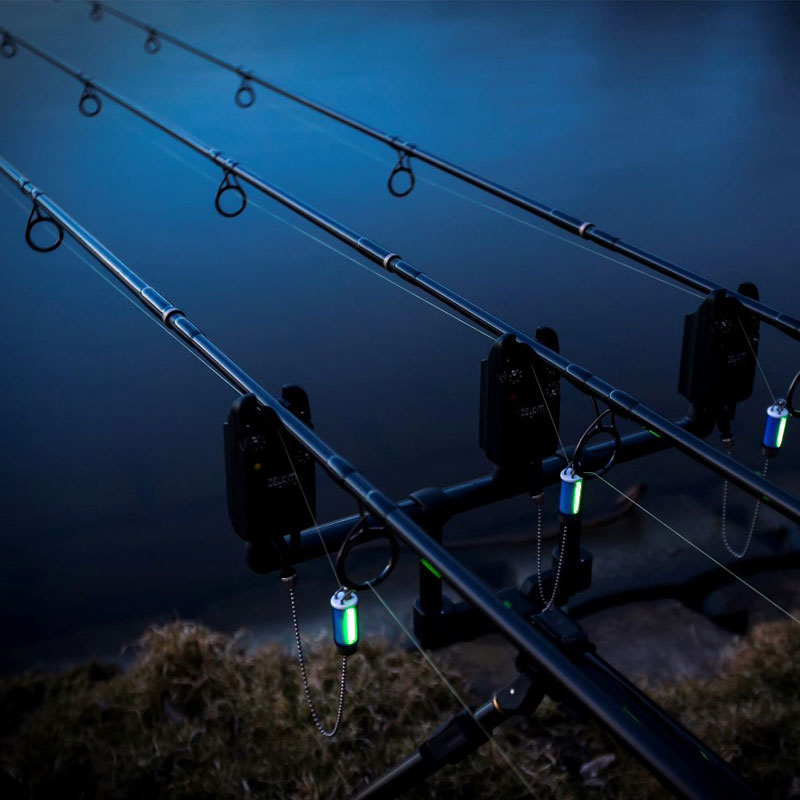 ماهیگیری در شب