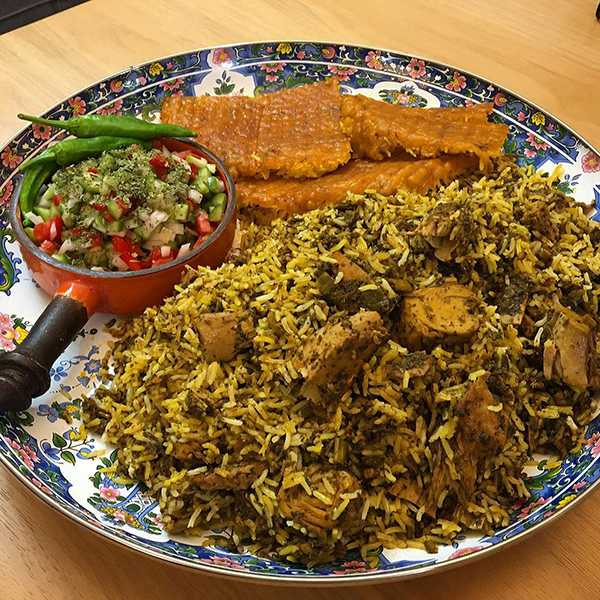 سبزی پلو با تن ماهی